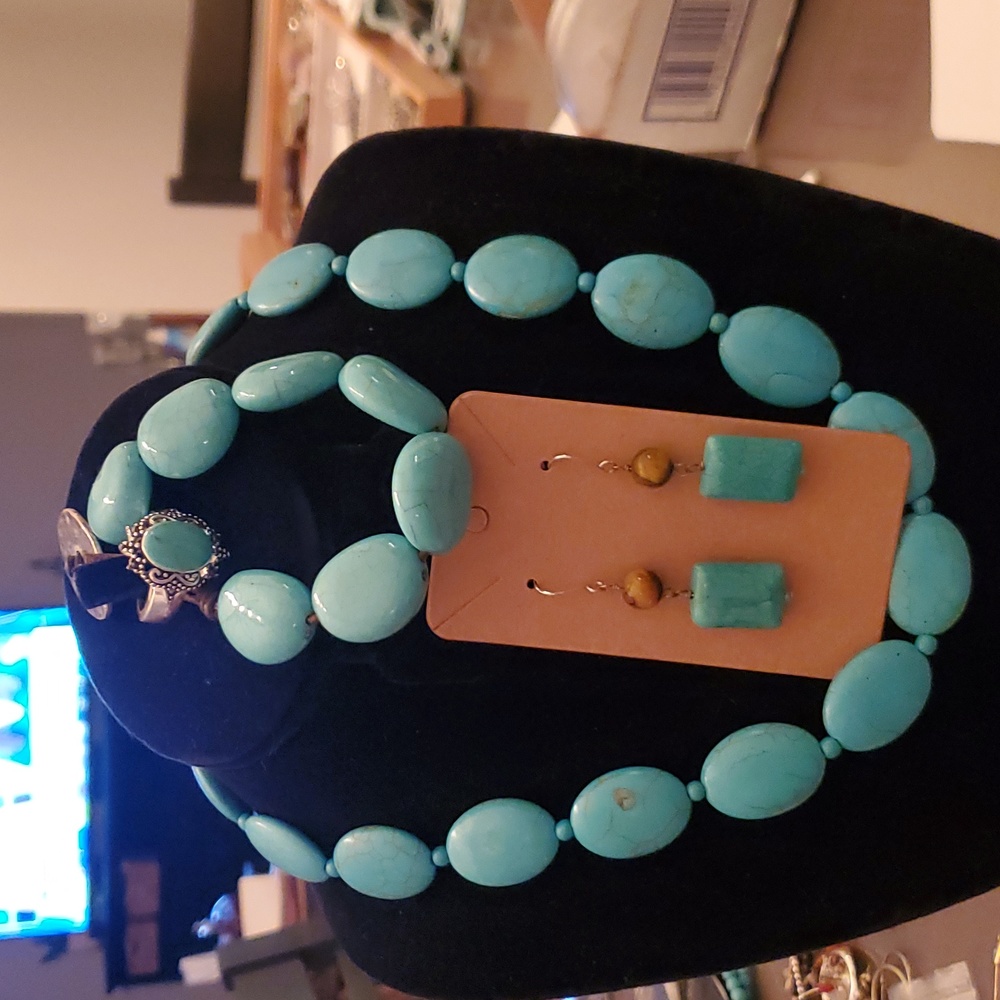 TURQUOISE NECKLACE, EARRINGS, RING & BRACELET SET